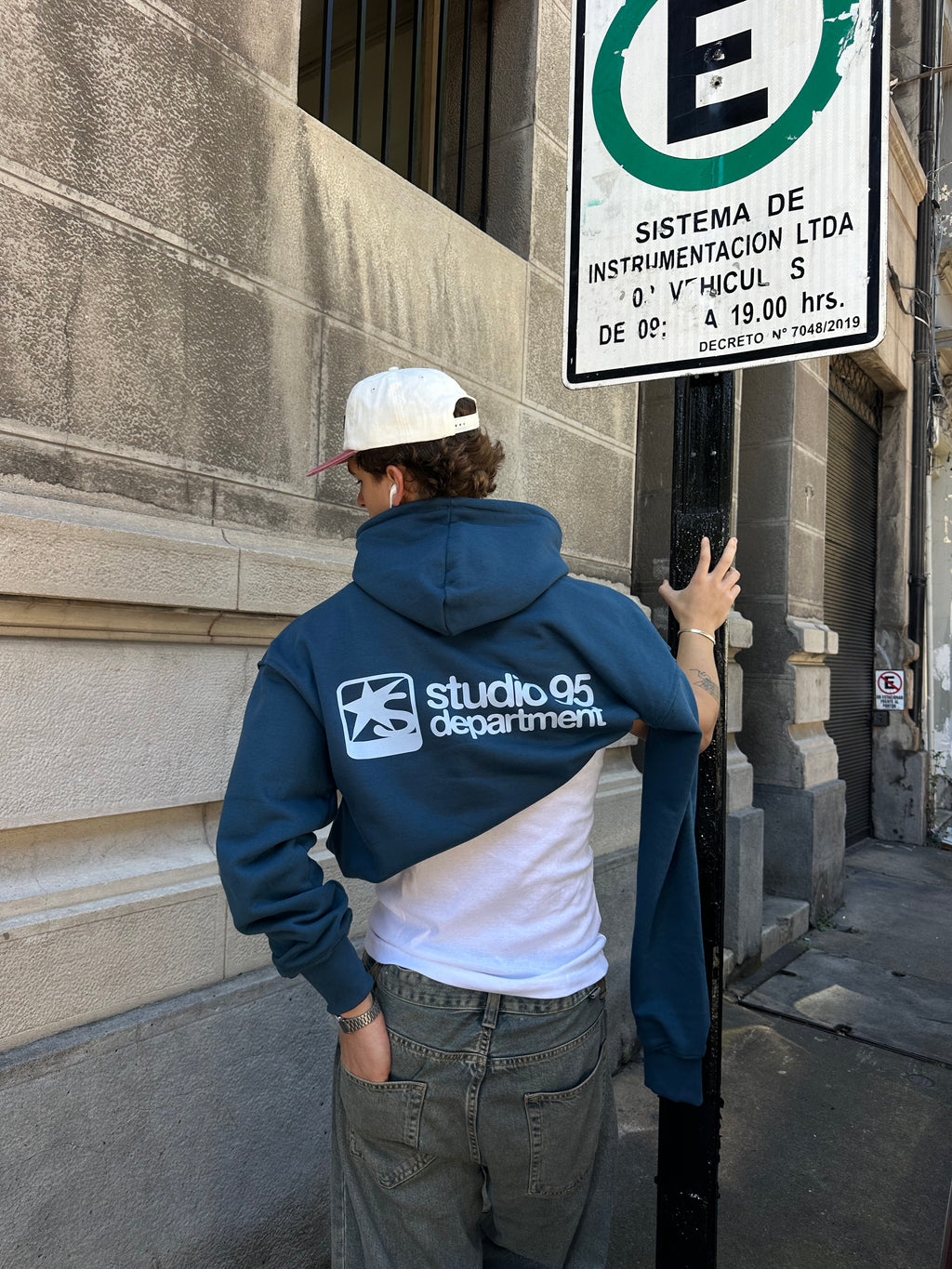 UNIT 95 HOODIE