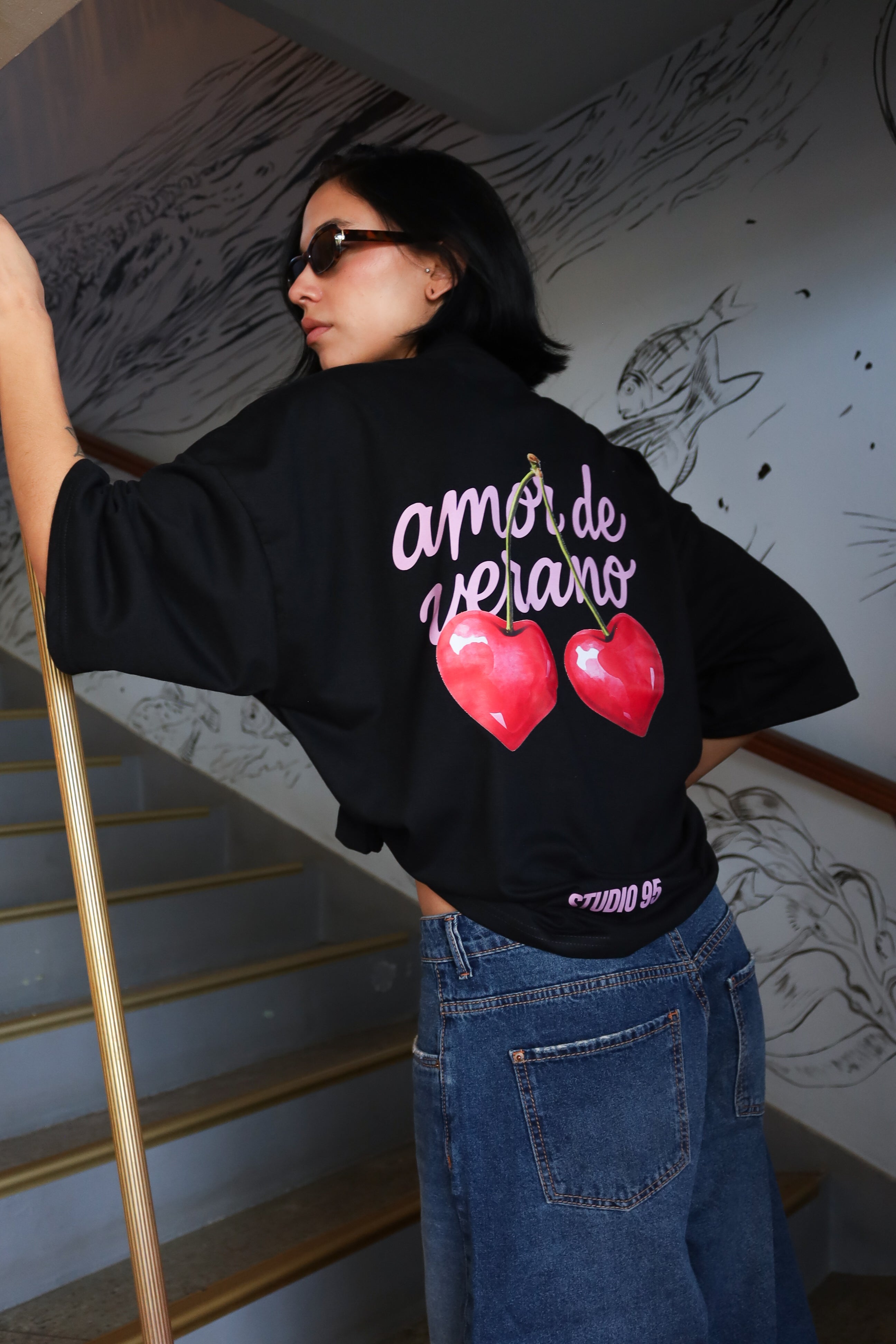 AMOR DE VERANO TEE (NEGRA)