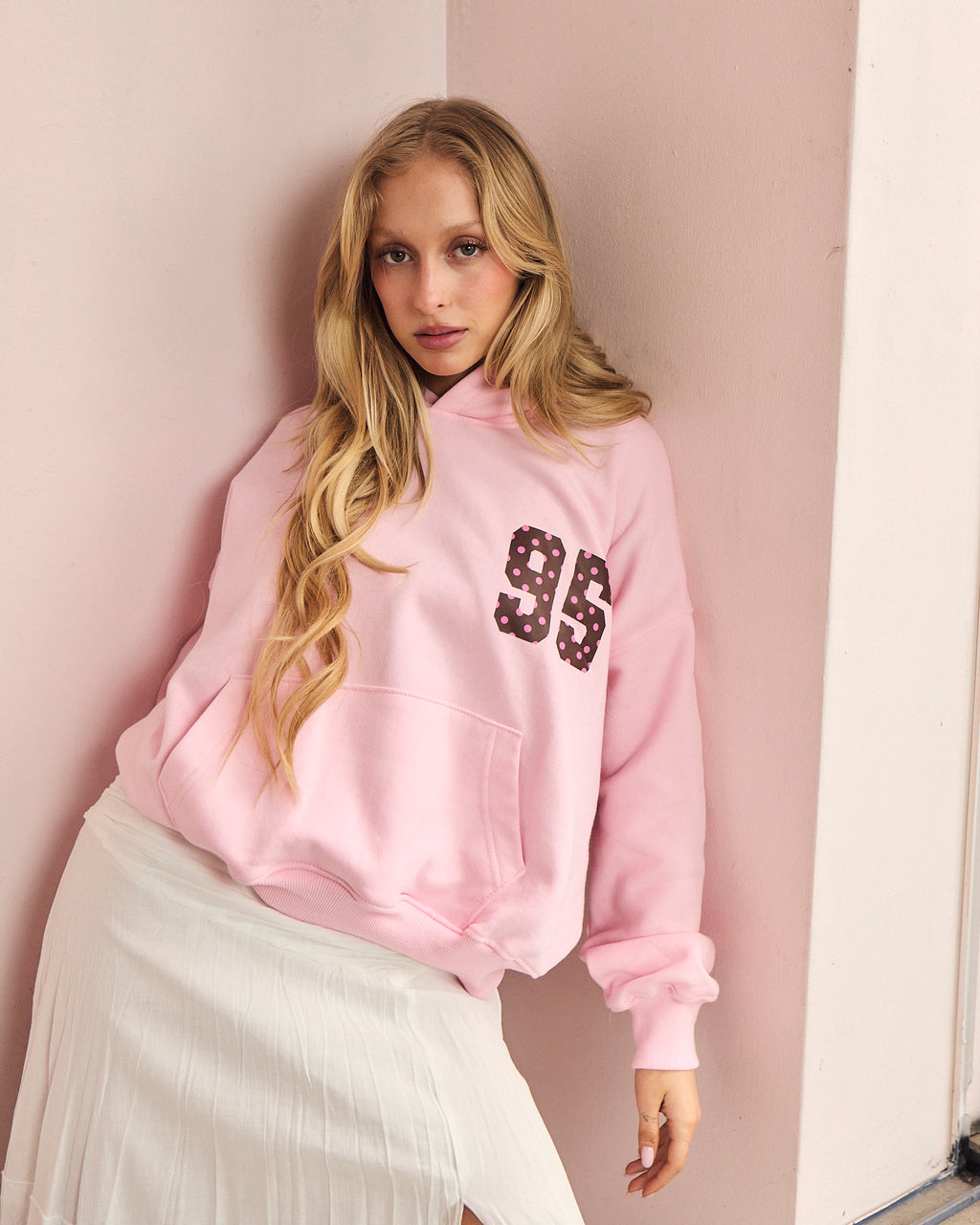 95 DOTS HOODIE (ROSADO)