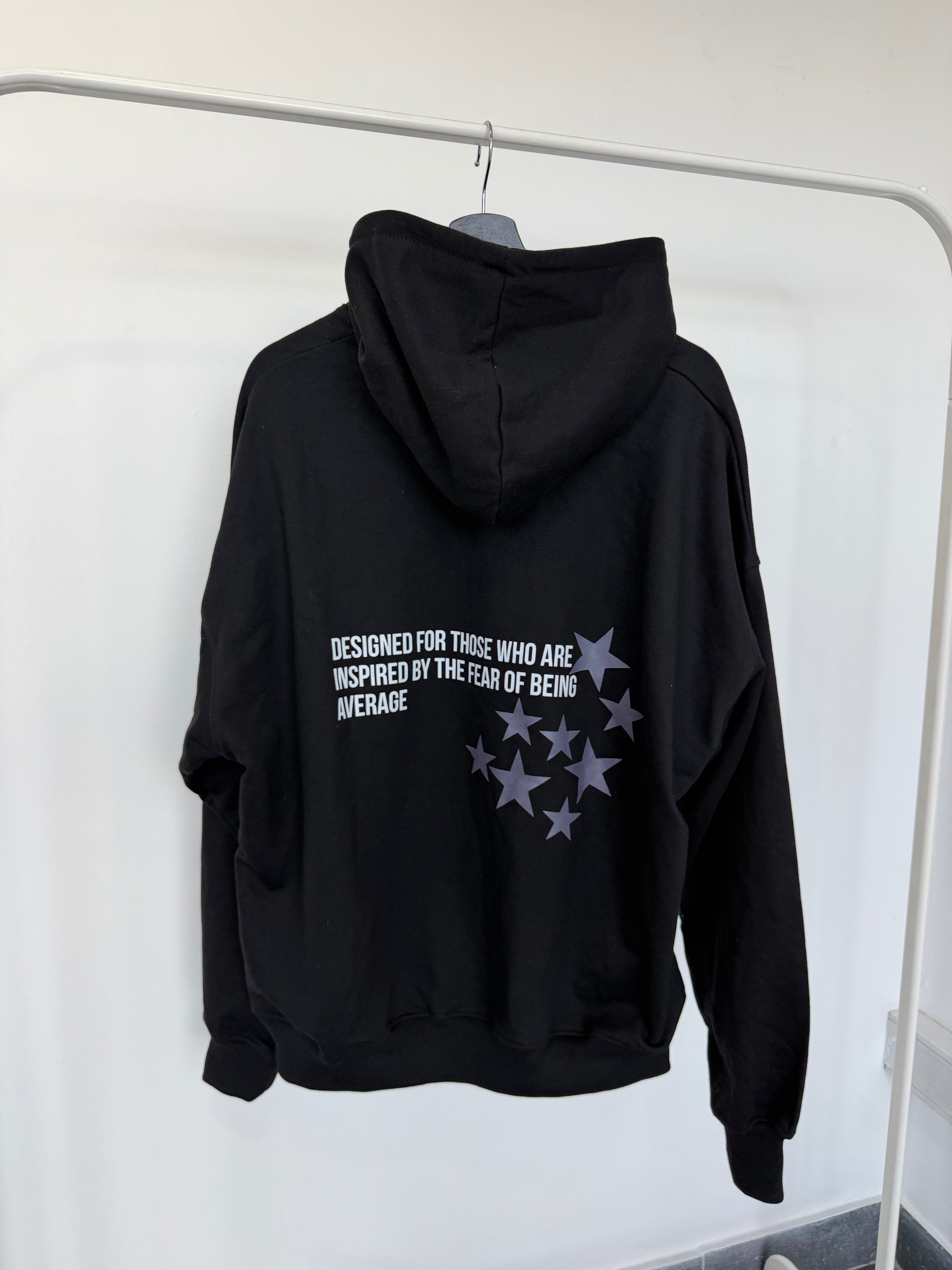 #33 COSMIC HOODIE NEGRO (L/XL)