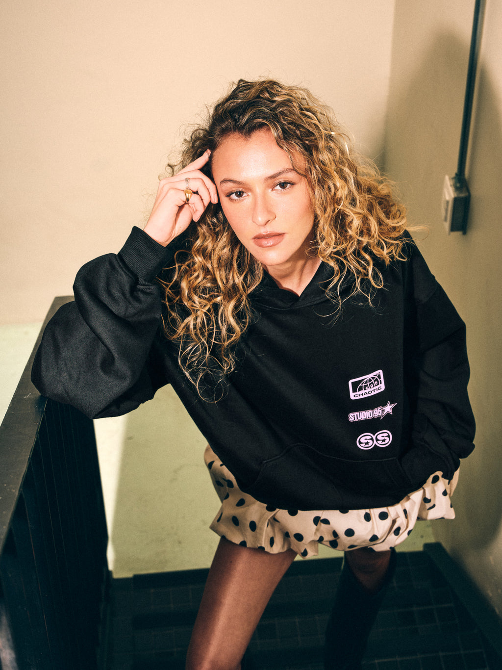 SIGNATURE HOODIE