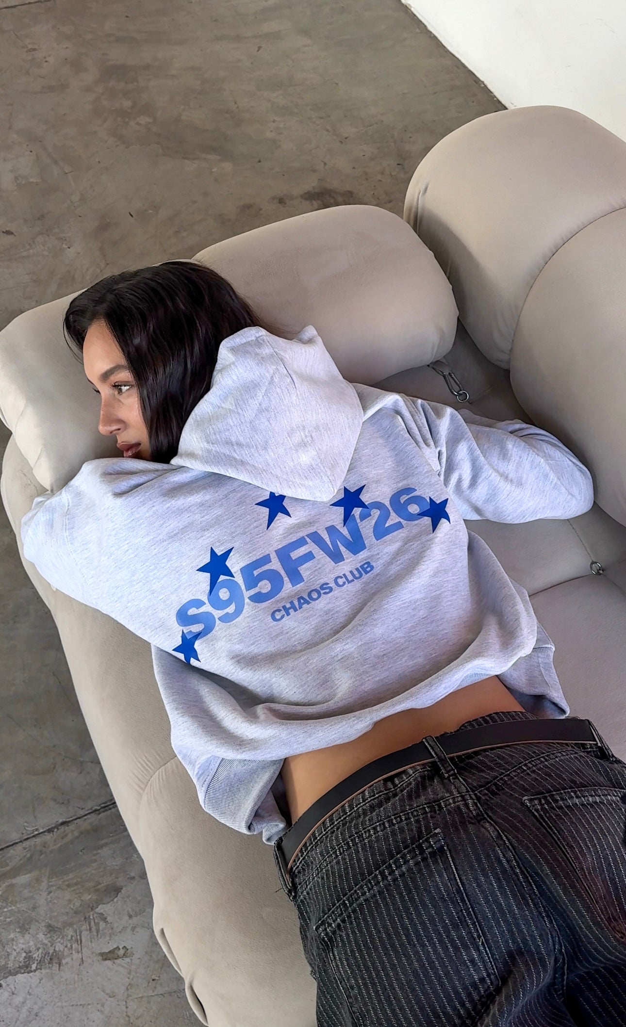 CHAOS CLUB HOODIE (GRIS)
