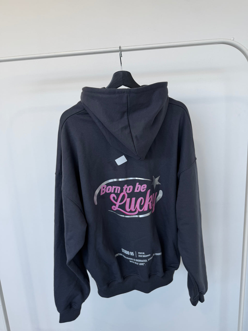 #18 LUCKY HOODIE (L/XL)