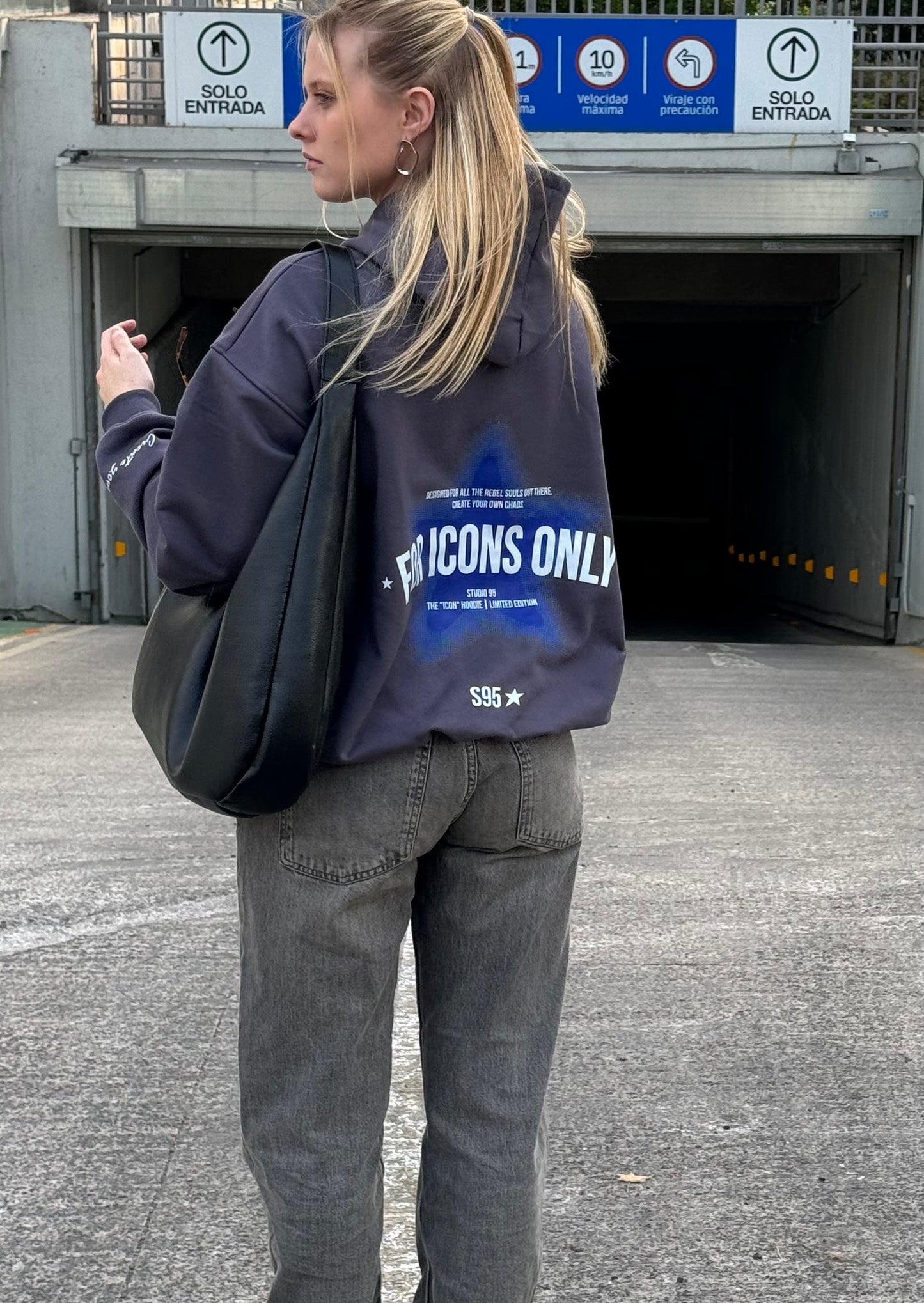 ICON HOODIE