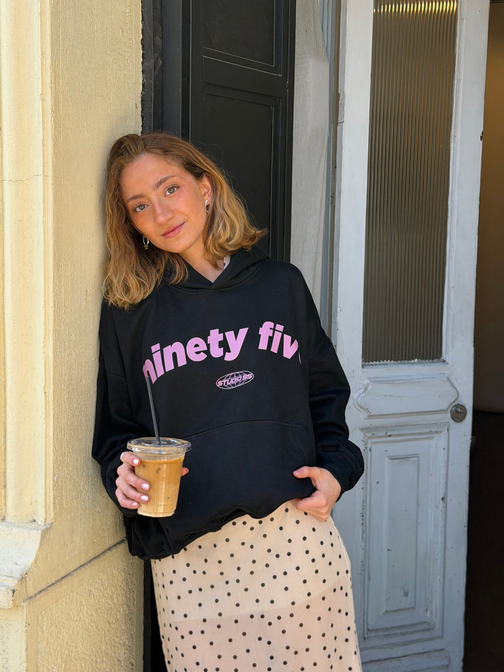 ESSENTIAL HOODIE (NEGRO)