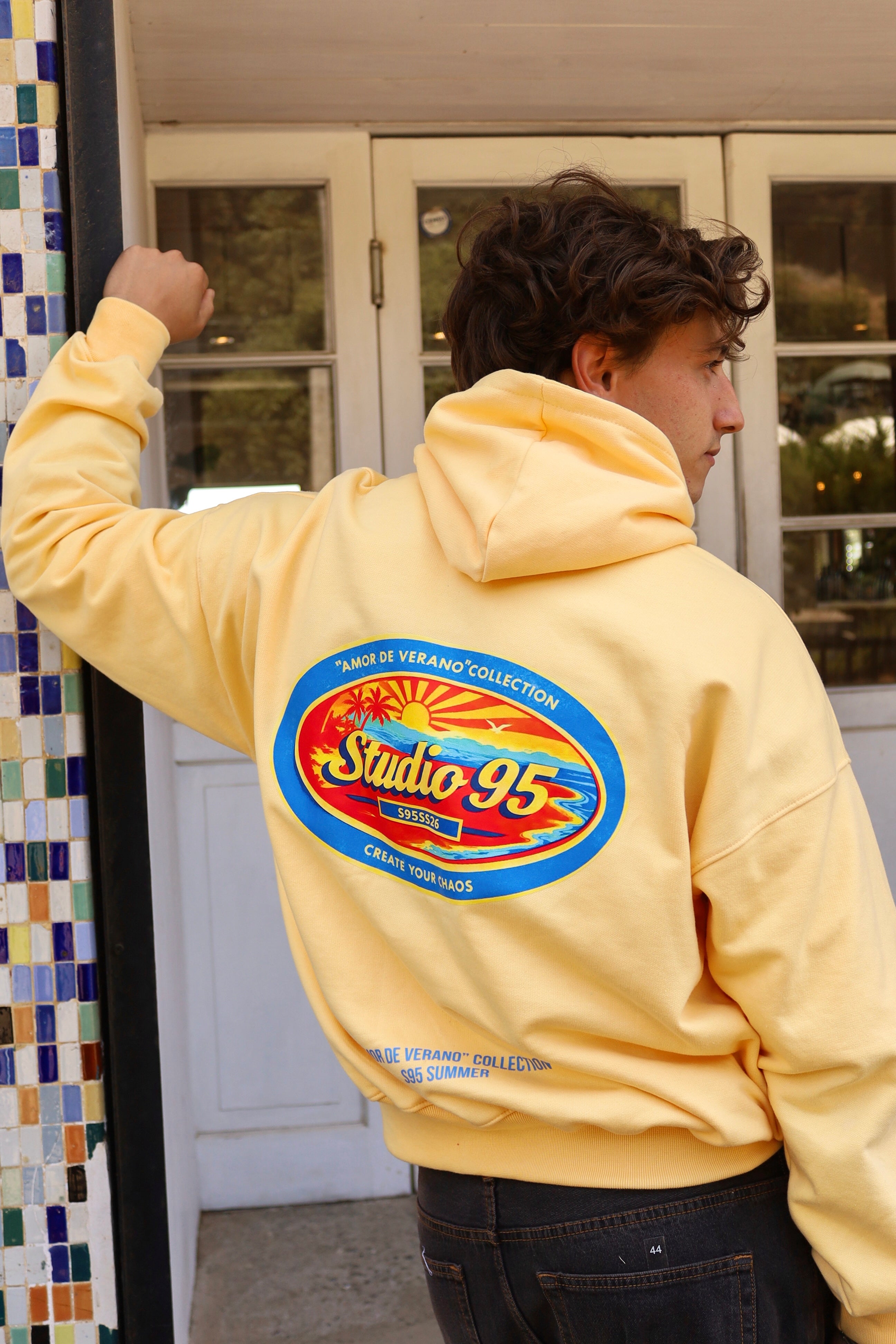 SUNSET HOODIE (AMARILLO) – STUDIO 95