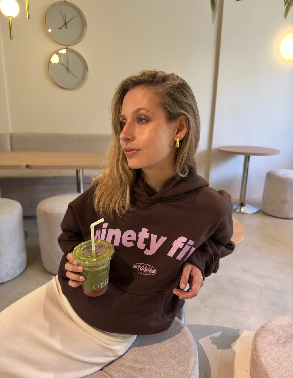 ESSENTIAL HOODIE (CAFÉ)