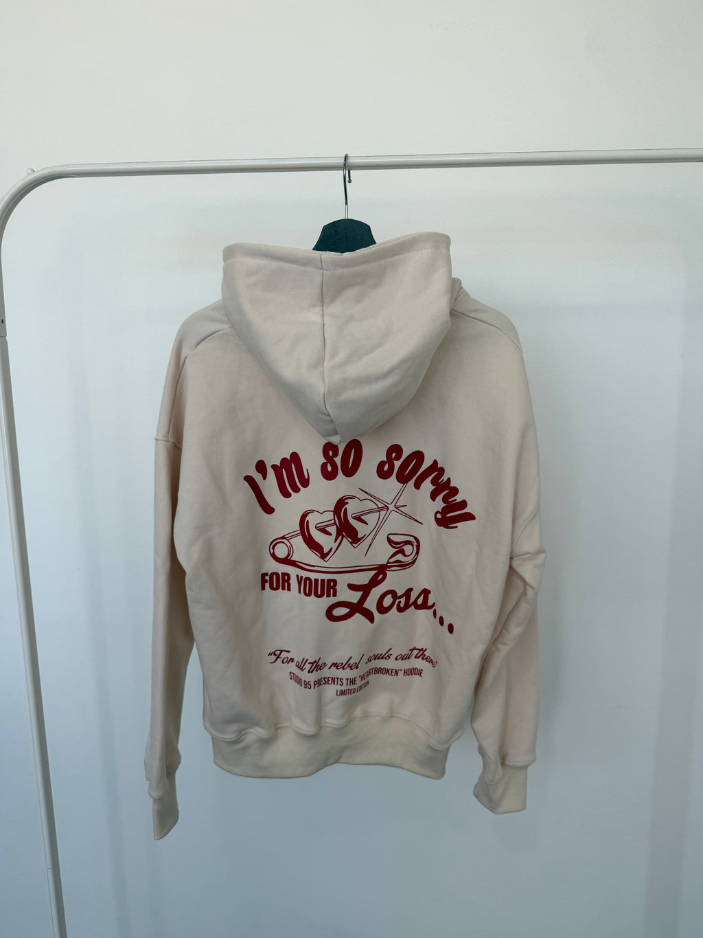 #45 HEARTBROKEN HOODIE (S/M)