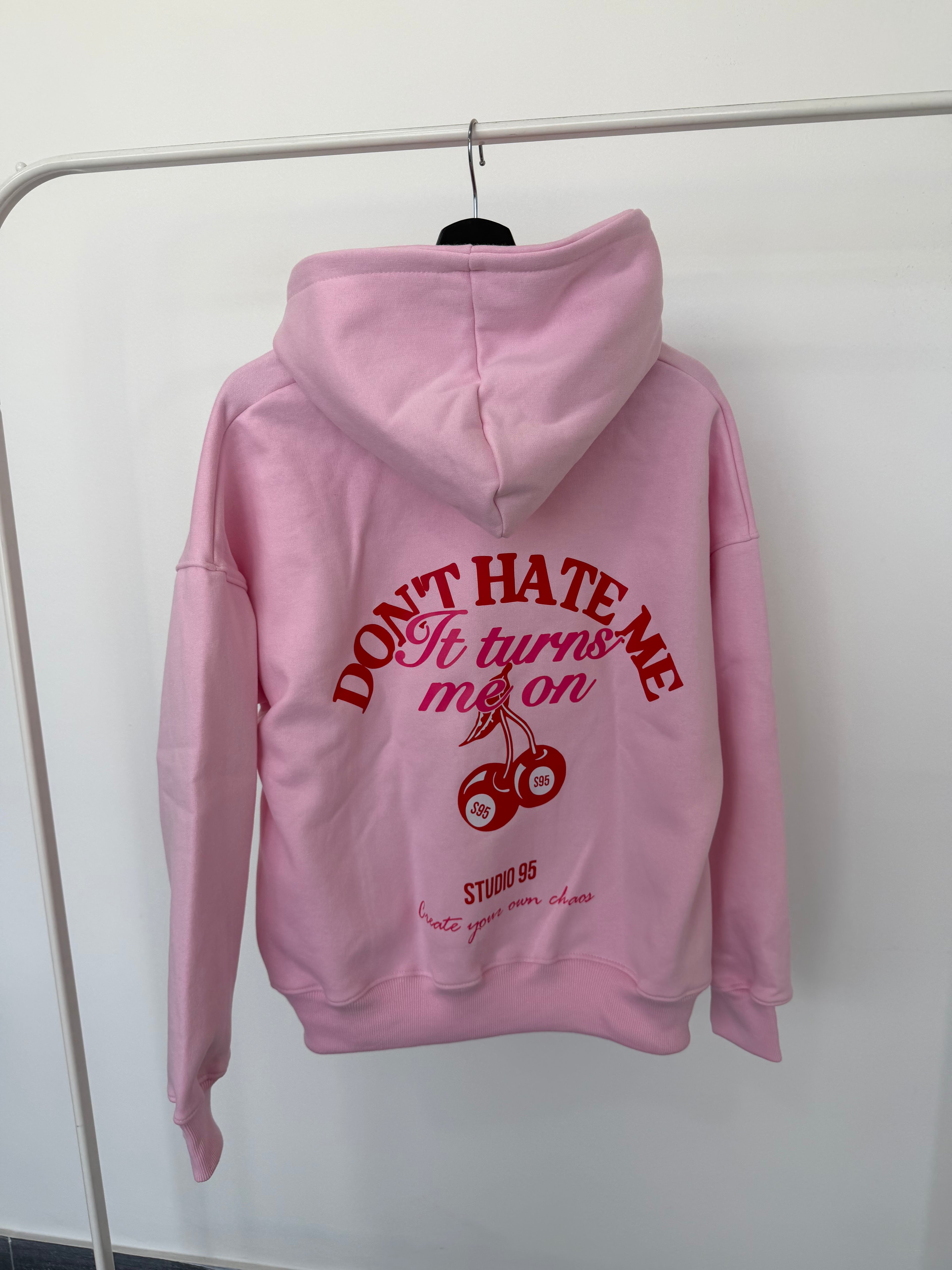 #51 CHERRY HOODIE (S/M)