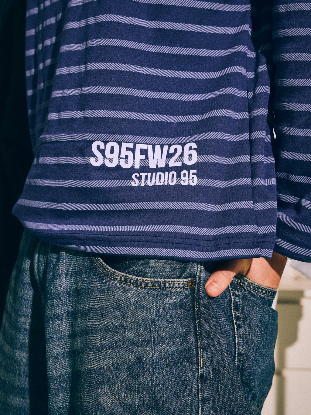 STRIPES TEE (GRIS)